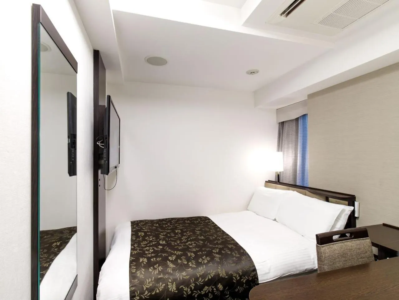 Apa Hotel Ginza Kyobashi Tokyo Eki Yaesu Minamiguchi