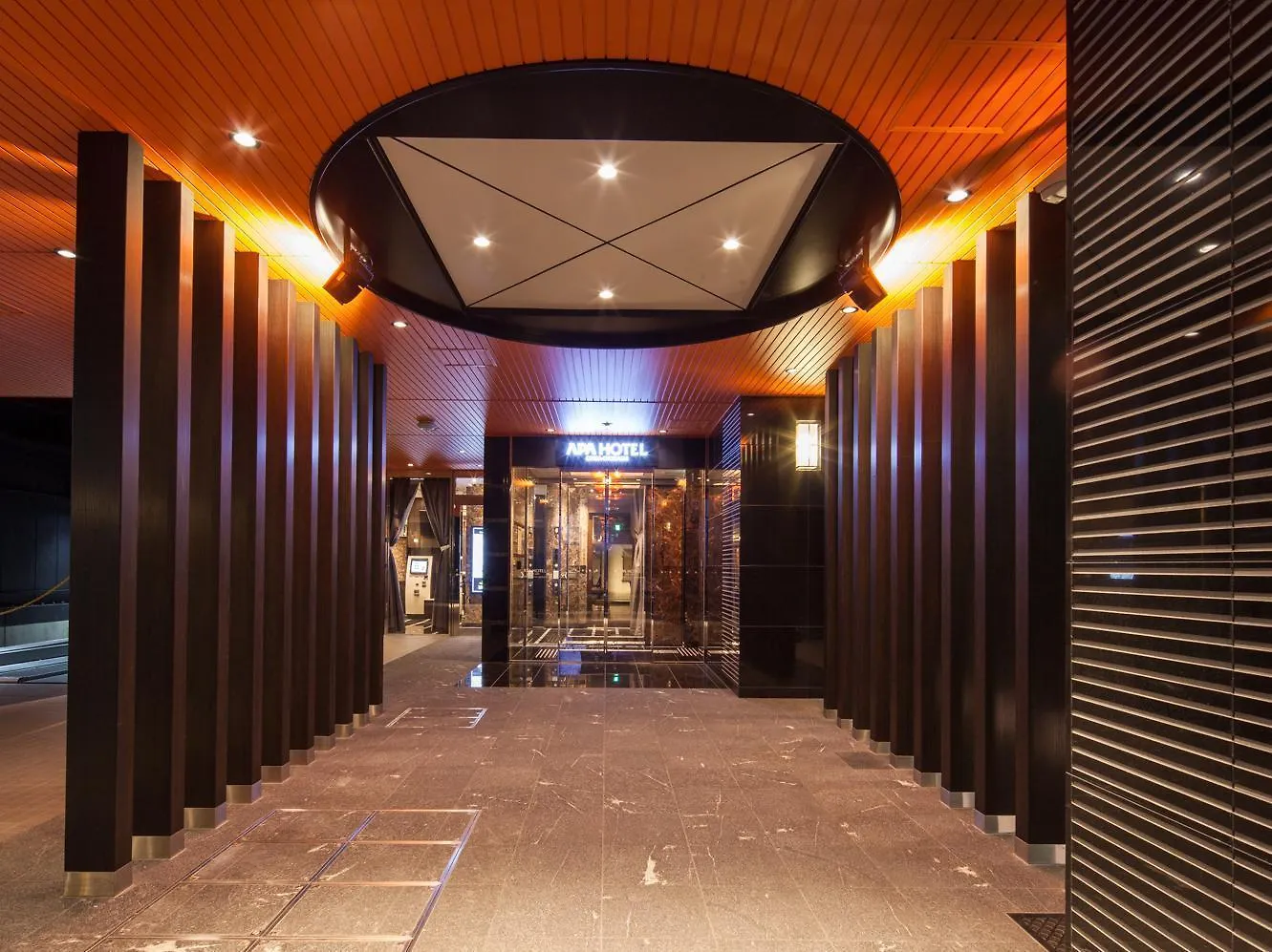 Apa Hotel Ginza Kyobashi Tokyo Eki Yaesu Minamiguchi